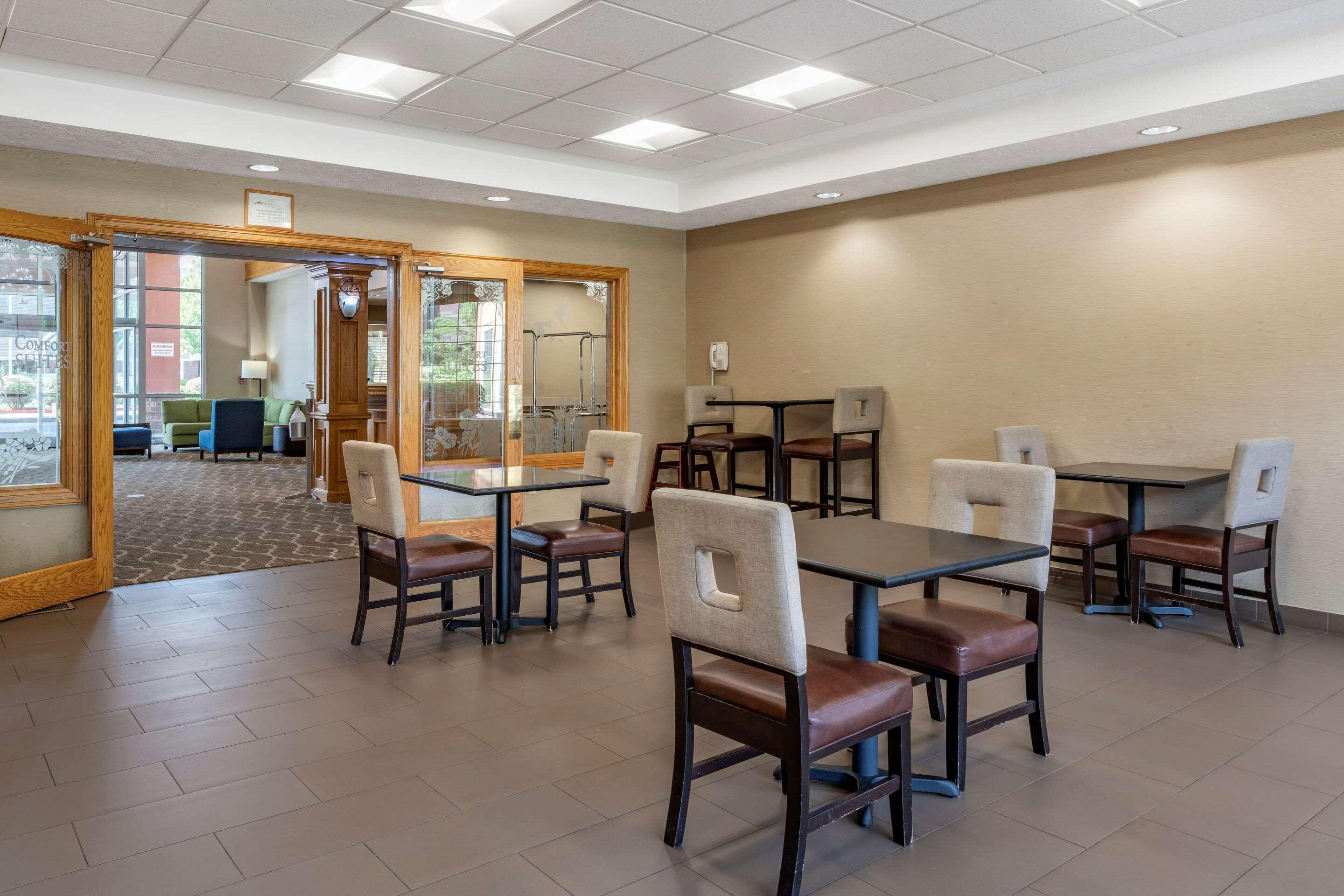 Comfort Suites Salem Exteriör bild